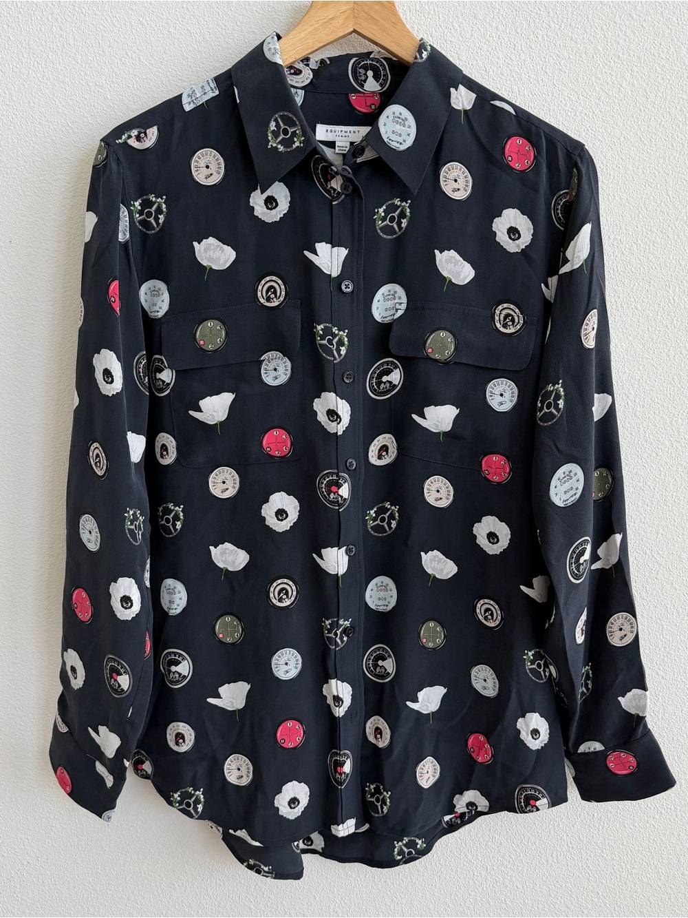 Equipment Femme 100% Silk Printed Shirt